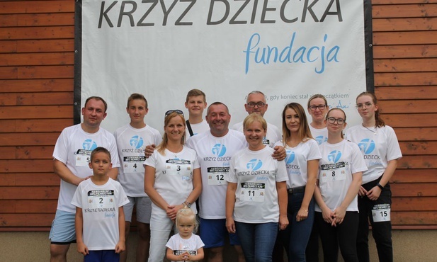Pisarzowicka ekipa Fundacji "Krzyż Dziecka" znów przygotowuje familijną zabawę dla swoich podopiecznych.