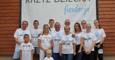 Pisarzowicka ekipa Fundacji "Krzyż Dziecka" znów przygotowuje familijną zabawę dla swoich podopiecznych.