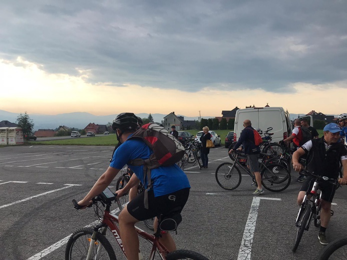 XVII Rowerowa Pielgrzymka z Trzetrzewiny na Jasną Górę