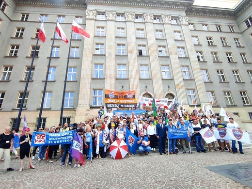 Katowie. Wiec Ogólnopolskiego Porozumienia Związków Zawodowych