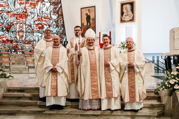 Święcenia kapłańskie o. Mikhaila Tkalicha SJ