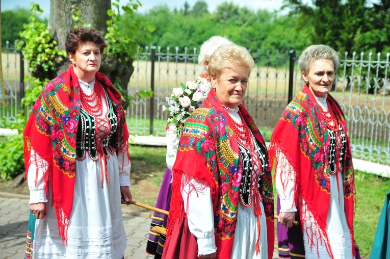 Procesja odpustowa w Motyczu