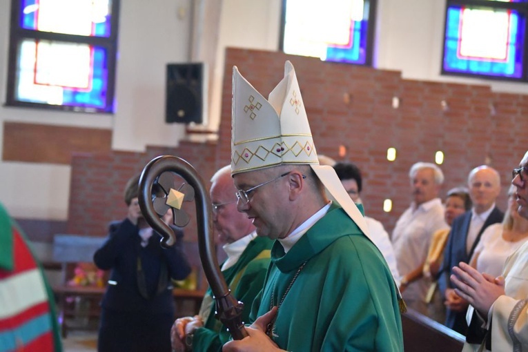 Wzruszające pożegnanie wieloletniego zielonogórskiego proboszcza