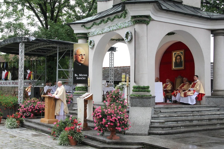 Nowy Sącz. Wielki odpust ku czci Przemienienia Pańskiego - dzień 1.