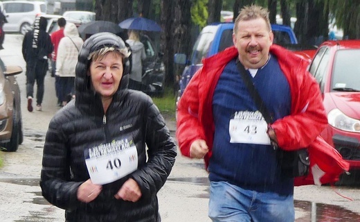 Deszczowa 12. Biesiada Rodzinna z Fundacją Krzyż Dziecka w Pisarzowicach