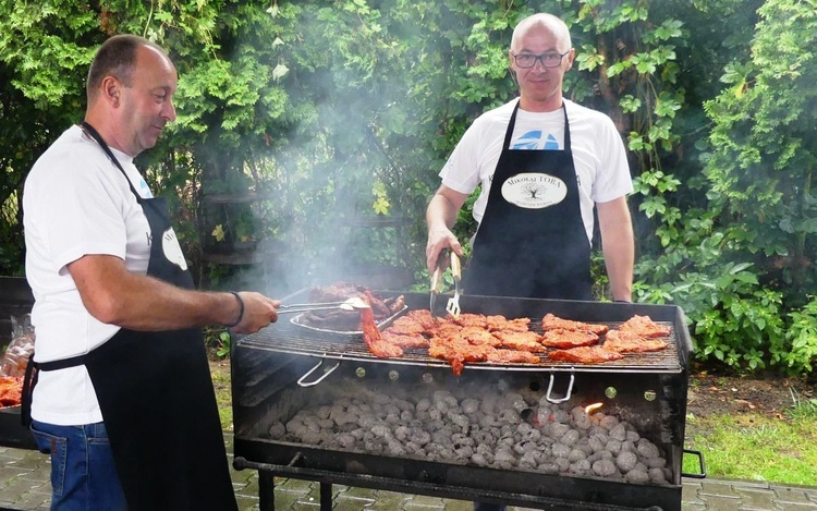 Deszczowa 12. Biesiada Rodzinna z Fundacją Krzyż Dziecka w Pisarzowicach