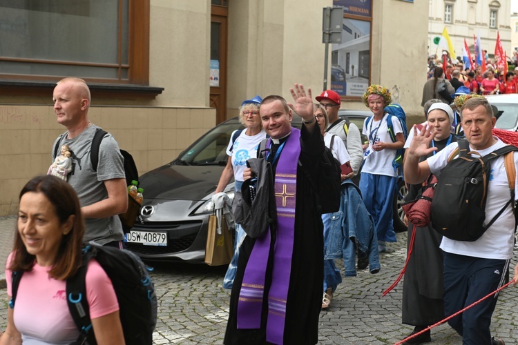 XIX PPDŚ. Wystartowali spod świdnickiej katedry