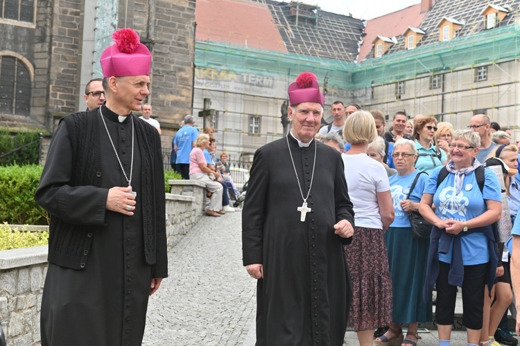 XIX PPDŚ. Wystartowali spod świdnickiej katedry