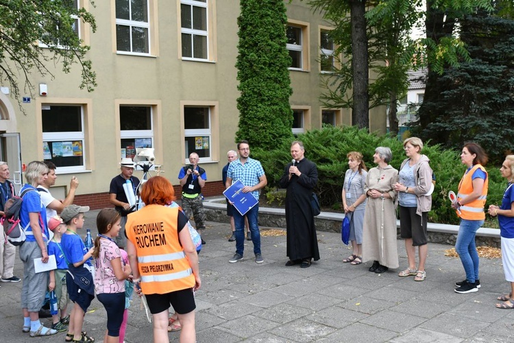 Pielgrzymka Nauczycieli i Wychowawców "Warsztaty w drodze" już na szlaku