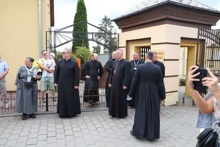 Pielgrzymkowe dziękczynienie u Pani Cierpliwie Słuchającej