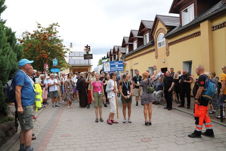 Pielgrzymkowe dziękczynienie u Pani Cierpliwie Słuchającej