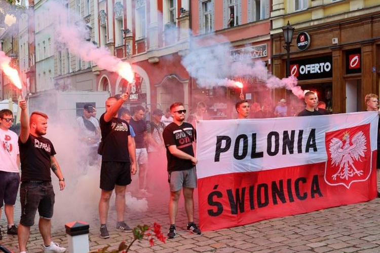 Obchody 78. rocznicy wybuchu Powstania Warszawskiego w Świdnicy