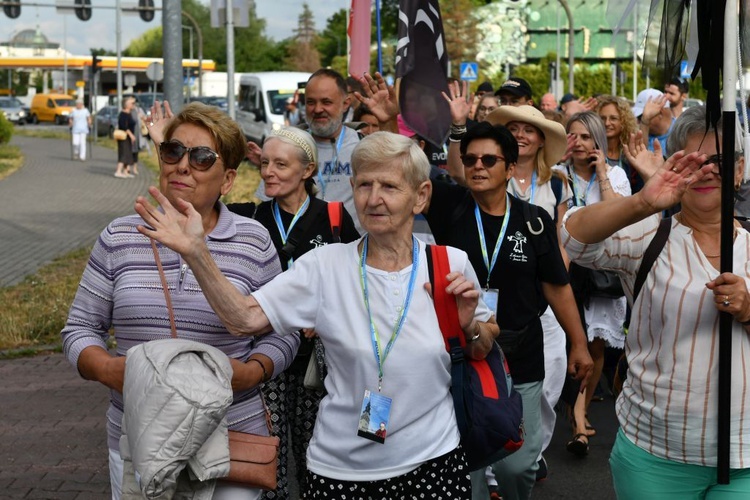 Piesza Pielgrzymka z Zielonej Góry zmierza do Czarnej Madonny