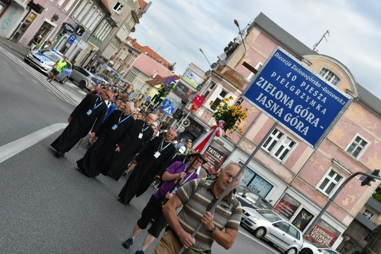 Piesza Pielgrzymka z Zielonej Góry zmierza do Czarnej Madonny