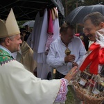 Ochotnica Górna. Poświęcenie odnowionego krzyża