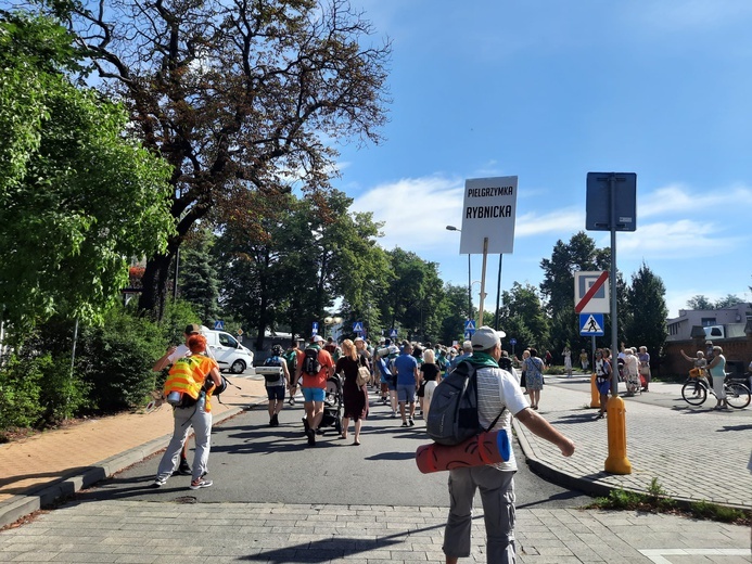 77. Rybnicka Pielgrzymka na Jasną Górę. Dzień I