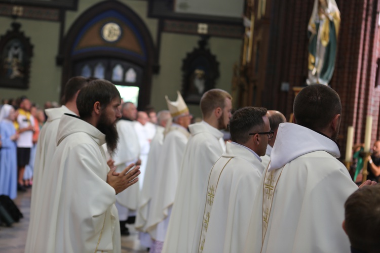 Rybnicka pielgrzymka - Eucharystia na rozpoczęcie