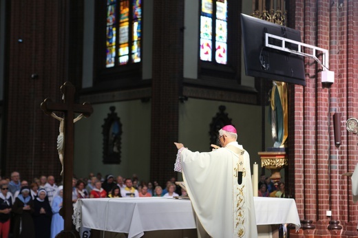 Rybnicka pielgrzymka - Eucharystia na rozpoczęcie