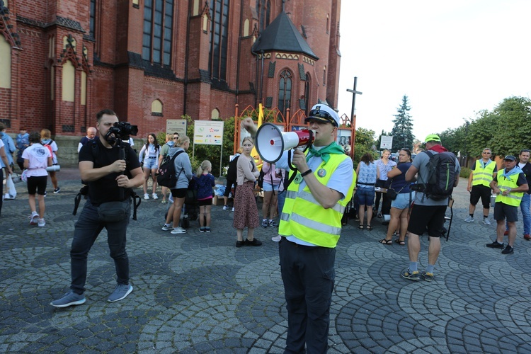 Rybnicka pielgrzymka - Eucharystia na rozpoczęcie