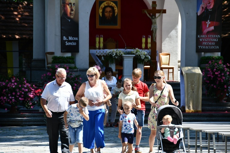 Nowy Sącz. Wielki odpust ku czci Przemienienia - dzień 5.