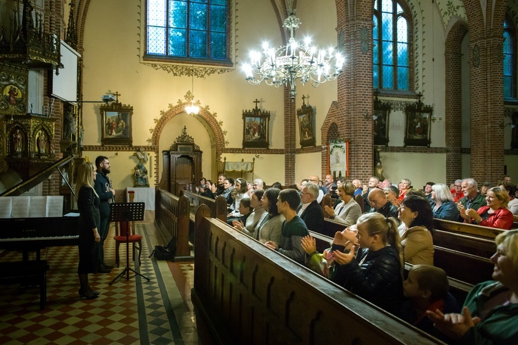 Romantyczna trąbka w Jaszkowej Dolnej