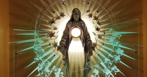 Matka Boża - Królowa Pokoju.