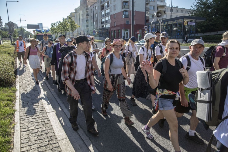 Zobaczcie ich radość. 2000 pielgrzymów WAPM ruszyło na Jasną Górę