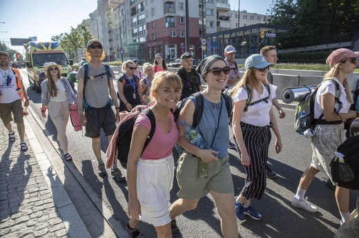 Zobaczcie ich radość. 2000 pielgrzymów WAPM ruszyło na Jasną Górę