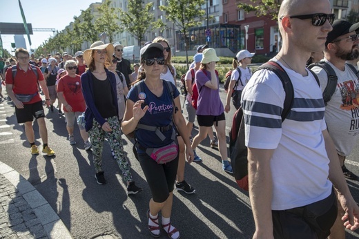 Zobaczcie ich radość. 2000 pielgrzymów WAPM ruszyło na Jasną Górę