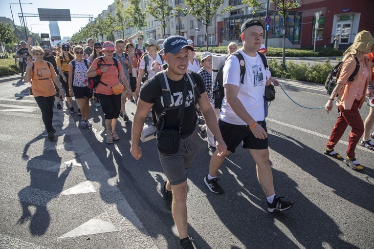 Zobaczcie ich radość. 2000 pielgrzymów WAPM ruszyło na Jasną Górę