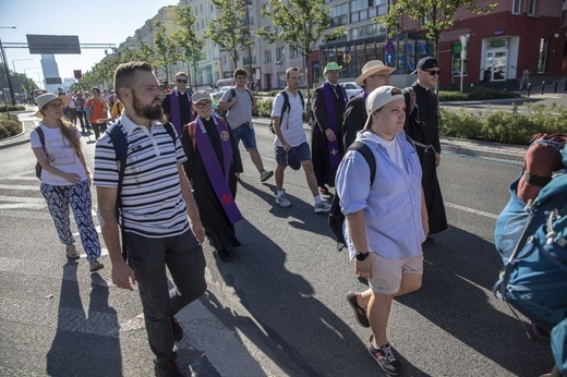 Zobaczcie ich radość. 2000 pielgrzymów WAPM ruszyło na Jasną Górę