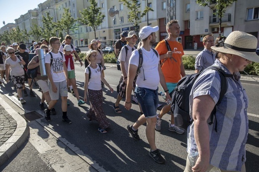 Zobaczcie ich radość. 2000 pielgrzymów WAPM ruszyło na Jasną Górę