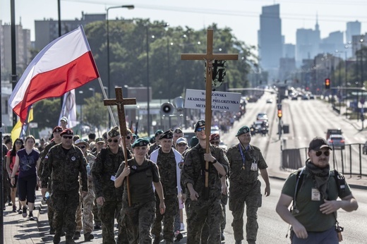 Zobaczcie ich radość. 2000 pielgrzymów WAPM ruszyło na Jasną Górę