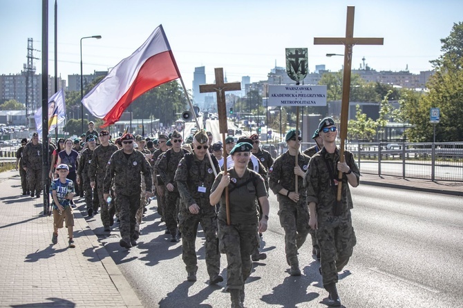 Zobaczcie ich radość. 2000 pielgrzymów WAPM ruszyło na Jasną Górę