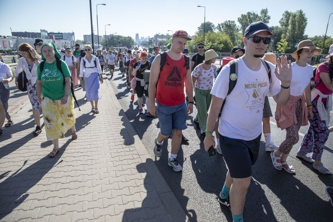 Zobaczcie ich radość. 2000 pielgrzymów WAPM ruszyło na Jasną Górę