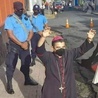 Nikaragua: Władze odmawiają uwięzionemu biskupowi sprawowania Mszy św.