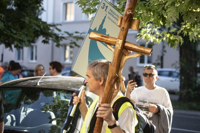 300 pielgrzymów na wózkach i ich opiekunów. 31. Pielgrzymka Osób Niepełnosprawnych