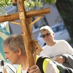 300 pielgrzymów na wózkach i ich opiekunów. 31. Pielgrzymka Osób Niepełnosprawnych