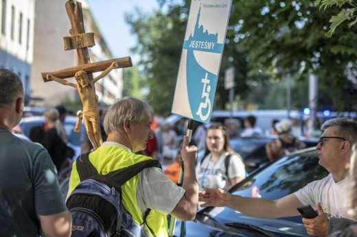 300 pielgrzymów na wózkach i ich opiekunów. 31. Pielgrzymka Osób Niepełnosprawnych