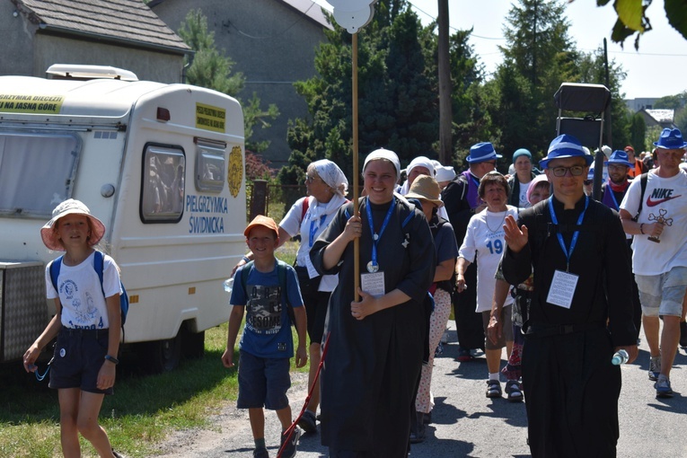 XIX PPDŚ - Dzień V - Z Popielowa do Murowa