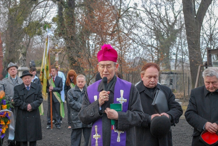 Abp Alfons Nossol kończy 90 lat życia