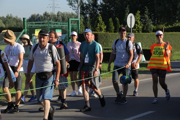 Fotorelacja z pielgrzymki - Dzień 2 - Kolumna stalowowolska