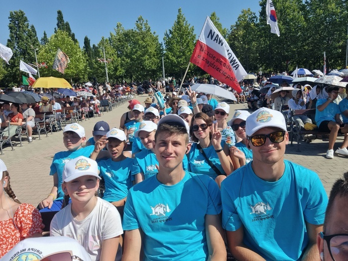 Nawojowska młodzież na Mladifest 2022 w Medjugorje