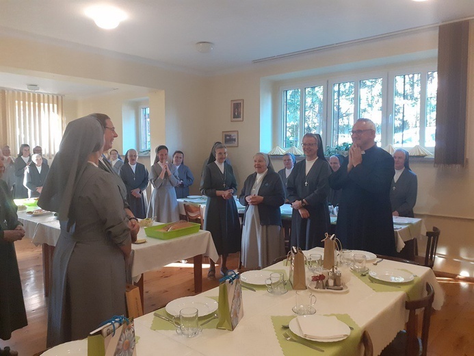 Pieszyce. Salezjanki świętując jubileusz, złożyły profesję