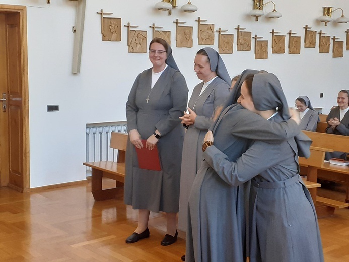 Pieszyce. Salezjanki świętując jubileusz, złożyły profesję