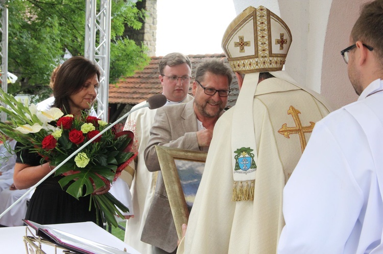 Nowy Sącz. Poświęcenie przemienionej bazyliki