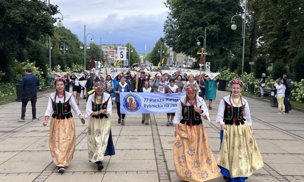 Bp Szkudło do pielgrzymów: Dobrze, że jesteście