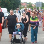 Parafia w drodze. Uczestnicy PMRDiK przyjęli sakramenty wtajemniczenia chrześcijańskiego