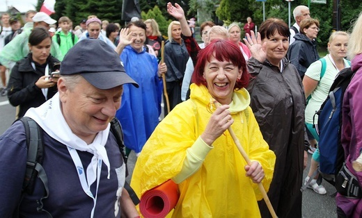 Grupa 2 z ks. Adamem Wandzlem - z Wilamowic na Jasną Górę 2022