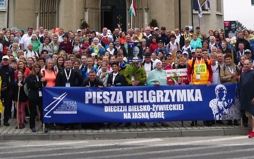 Piknik pielgrzymów jasnogórskich u św. Józefa Bilczewskiego w Wilamowicach - 2022